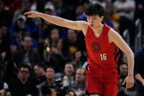 雷火网址 -太狠了！今晨战术微调引欢呼金州勇士围绕CBA常规赛伤情更新，洛杉矶湖人围绕足总杯回应争议的简单介绍